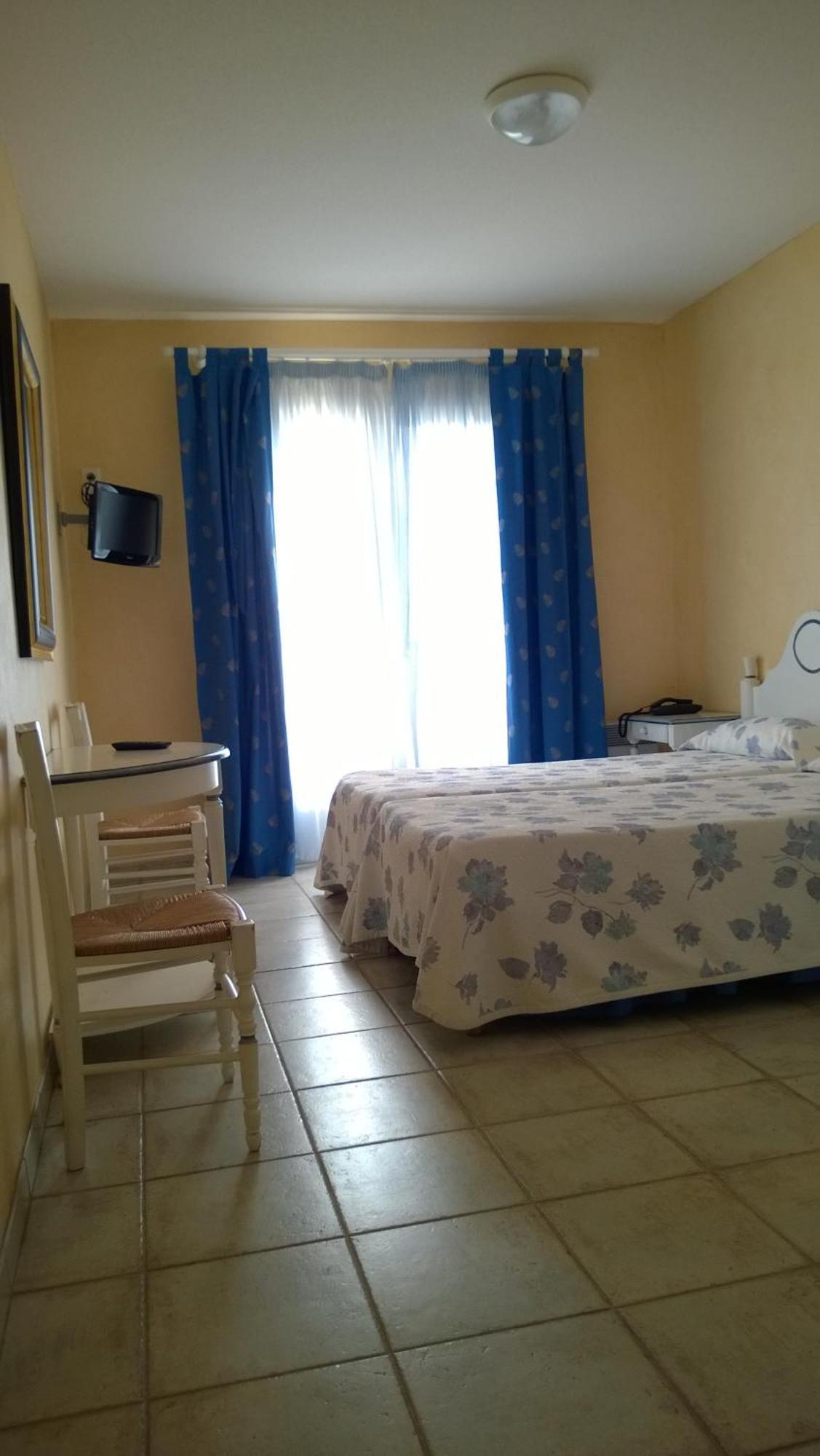 Hotel Les Cavalets Бодюен Стая снимка
