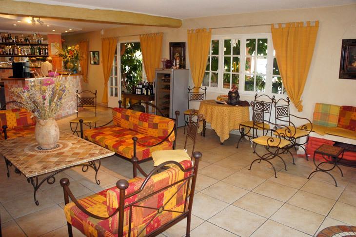 Hotel Les Cavalets Бодюен Екстериор снимка