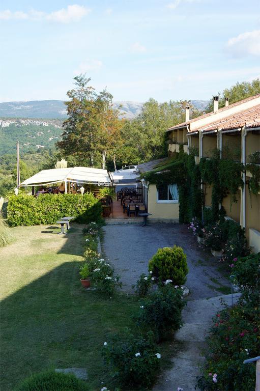 Hotel Les Cavalets Бодюен Екстериор снимка