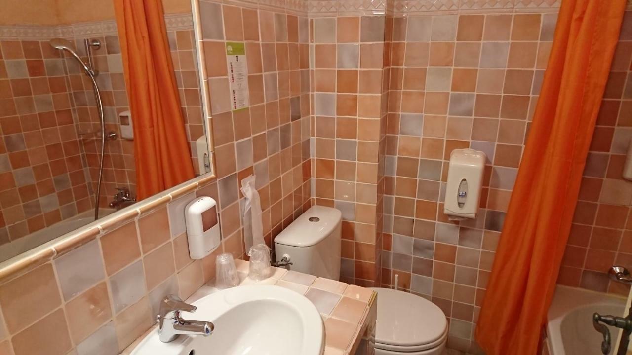 Hotel Les Cavalets Бодюен Екстериор снимка