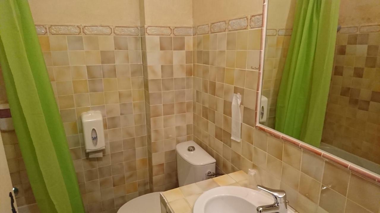 Hotel Les Cavalets Бодюен Екстериор снимка