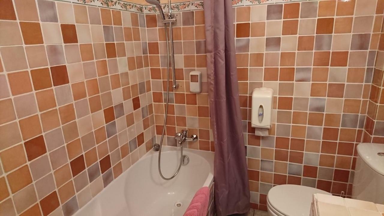 Hotel Les Cavalets Бодюен Екстериор снимка